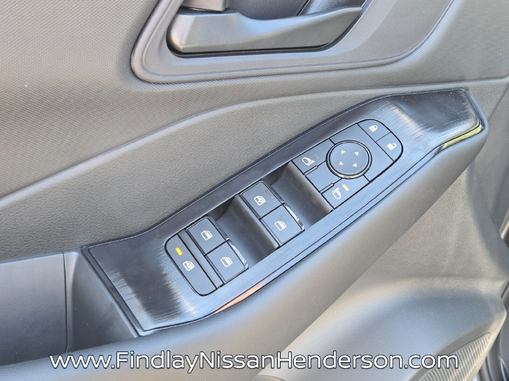New 2026 Nissan Rogue S FWD image 20