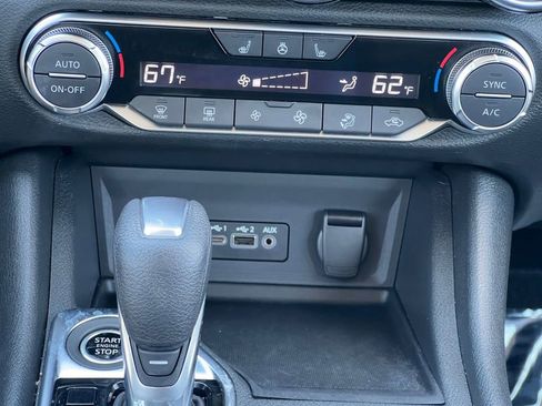 Certified 2025 Nissan Sentra SV w/ All-Weather Package FWD image 4