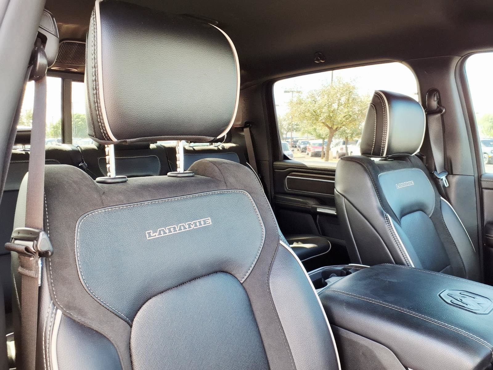 Used 2025 RAM 1500 Laramie w/ Sport Appearance Package AWD/4WD image 11