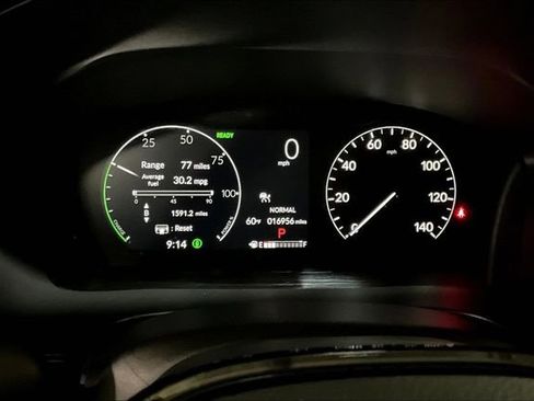 Used 2025 Honda CR-V Sport Touring image 23