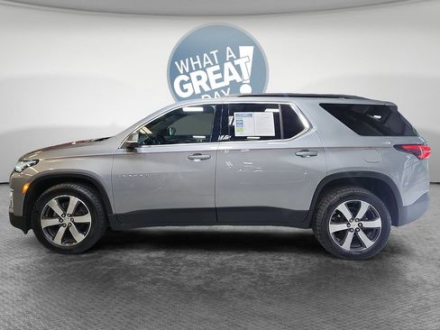 Certified 2023 Chevrolet Traverse LT w/ LT Premium Package AWD/4WD image 8