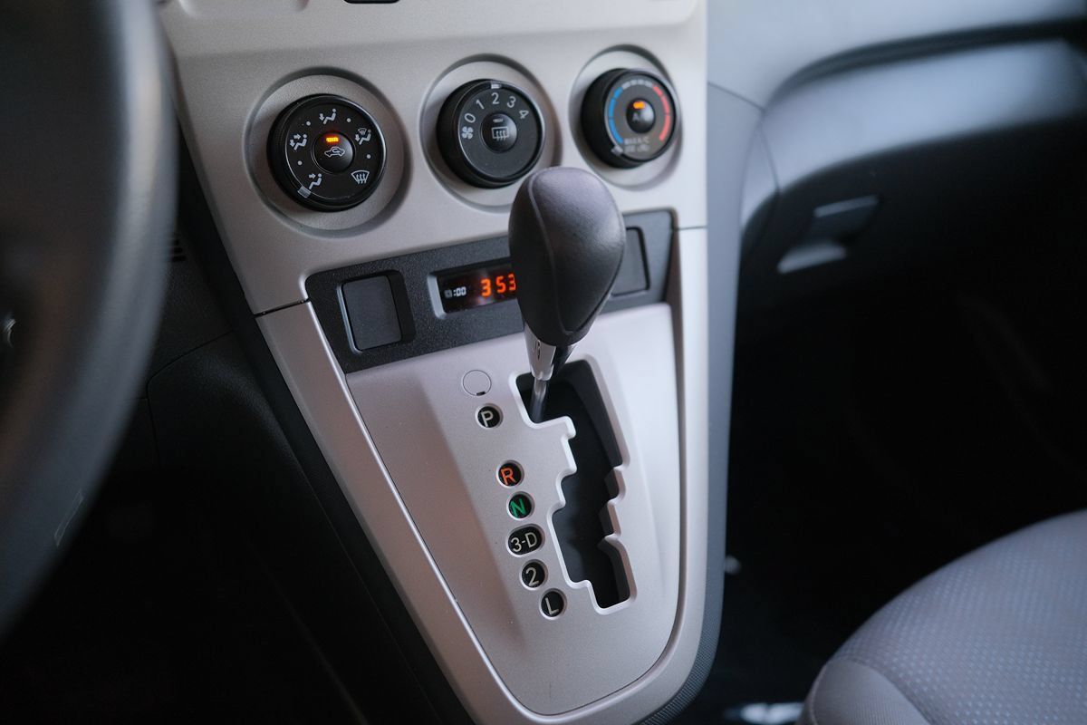 Used 2009 Toyota Matrix FWD image 20
