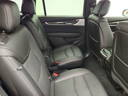 Used 2024 Cadillac XT6 Sport w/ Technology Package AWD/4WD image 24