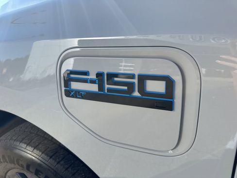 Used 2024 Ford F150 Lightning XLT image 7