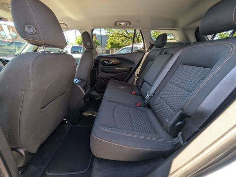 Used 2020 GMC Terrain SLE w/ Driver Convenience Package FWD image 17