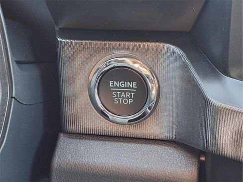 New 2026 Ford F250 4x4 Crew Cab Super Duty image 11