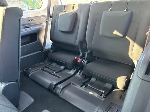Used 2024 Toyota 4Runner SR5 AWD/4WD image 11