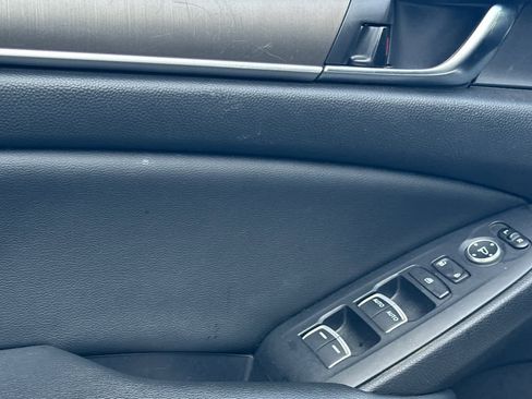 Used 2020 Honda Accord LX image 13