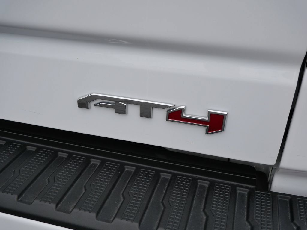 Certified 2024 GMC Sierra 1500 AT4 w/ AT4 Preferred Package AWD/4WD image 10