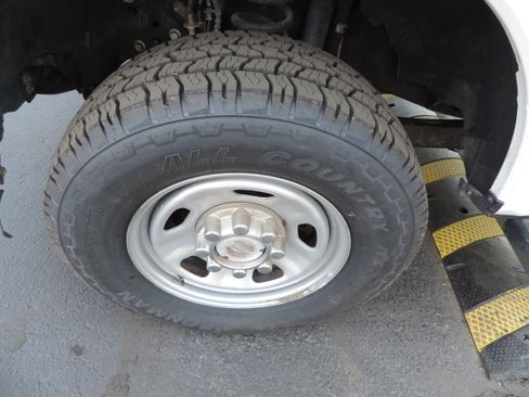 Used 2017 Ford F350 XL w/ Power Equipment Group image 23