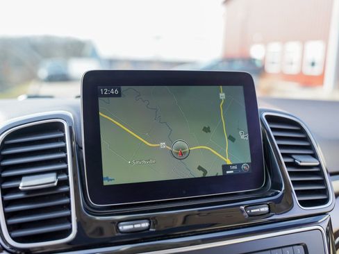 Used 2016 Mercedes-Benz GLE 300d 4MATIC image 20