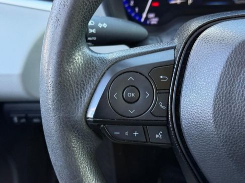 Used 2021 Toyota Corolla LE image 13