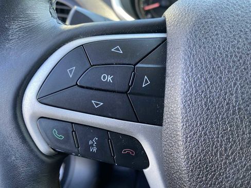 Used 2014 Jeep Cherokee Latitude image 20