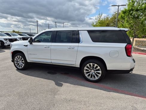 Used 2024 GMC Yukon XL Denali w/ Advanced Technology Package image 6