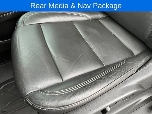 Used 2021 Chevrolet Suburban Z71 w/ Z71 Signature Package image 18