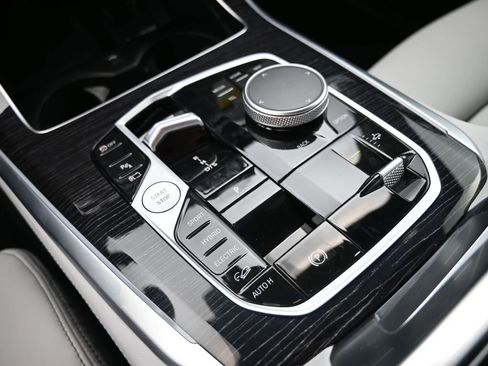 New 2026 BMW X5 xDrive50e AWD/4WD image 16