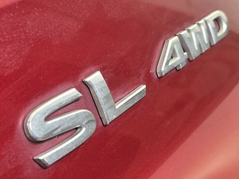 Used 2022 Nissan Pathfinder SL AWD/4WD image 13