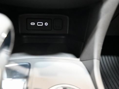 Used 2023 Chevrolet Equinox LT image 19