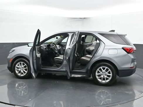 Used 2023 Chevrolet Equinox LT image 54