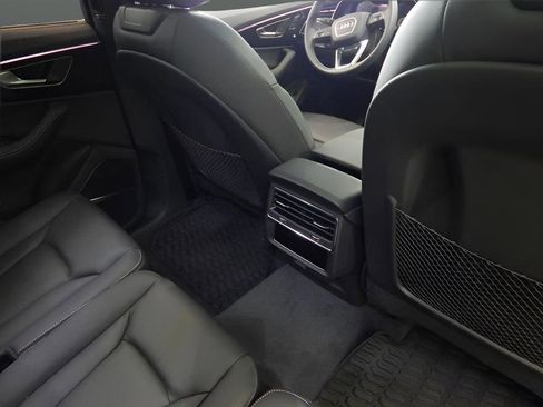 Used 2025 Audi Q7 3.0T Premium Plus image 36