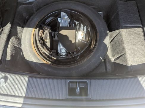 Used 2012 Mercedes-Benz E 350 Cabriolet image 34
