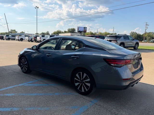 Used 2025 Nissan Sentra SV w/ SV Premium Package FWD image 4