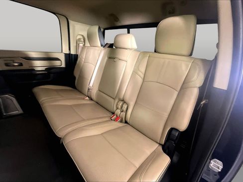 Used 2021 RAM 2500 Limited AWD/4WD image 18