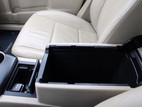 Used 2012 Toyota Camry LE image 38