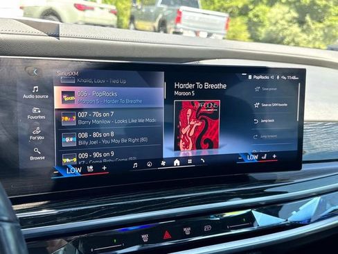 Used 2025 BMW 740i xDrive AWD/4WD image 29