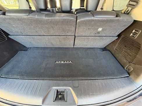 Used 2019 Nissan Armada SL w/ Premium Package image 11