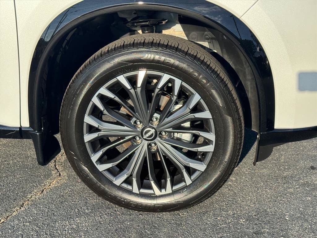 Certified 2026 Nissan Rogue Platinum w/ Platinum Premium Package AWD/4WD image 9