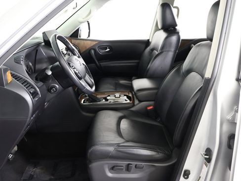 Used 2023 Nissan Armada SL image 35