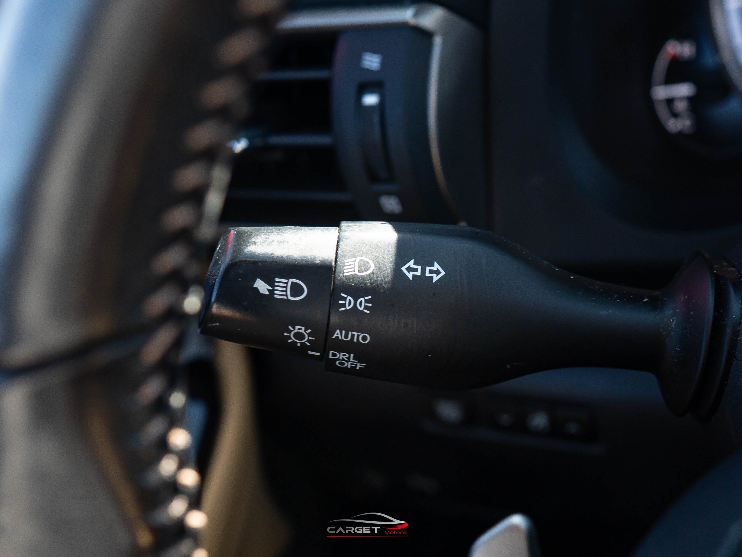 Used 2015 Lexus RC 350 w/ Navigation System Package RWD image 24