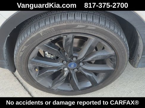 Used 2017 Ford Escape Titanium image 37