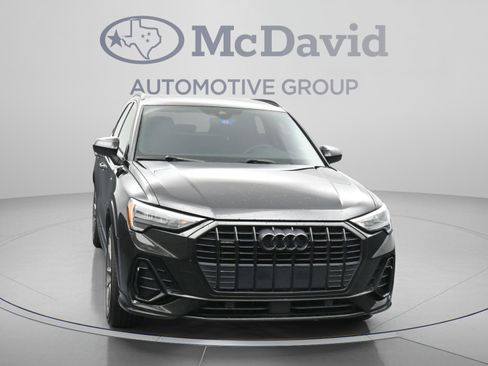 Used 2022 Audi Q3 2.0T Premium AWD/4WD image 2