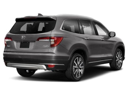 Used 2020 Honda Pilot Touring image 2
