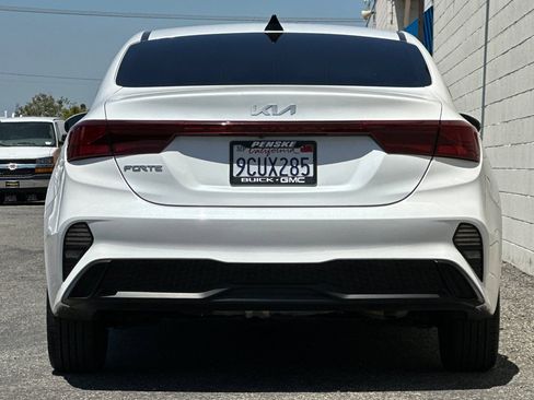 Used 2023 Kia Forte LXS w/ LXS Technology Package FWD image 5