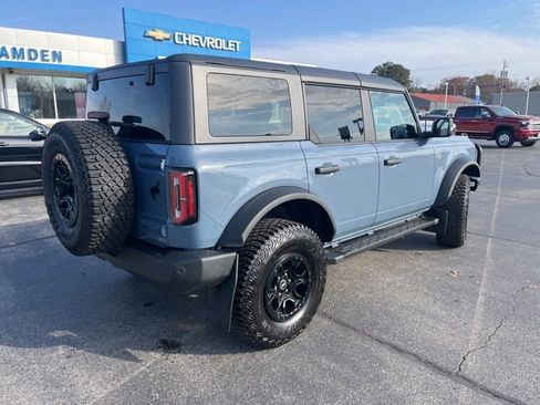 Used 2024 Ford Bronco Wildtrak image 12