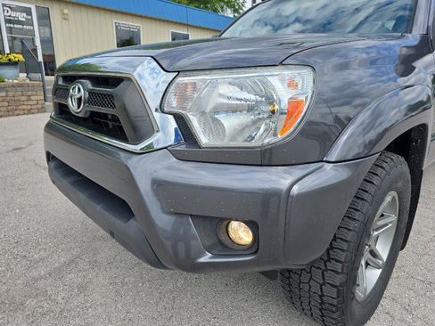 Used 2014 Toyota Tacoma 4x4 Double Cab w/ SR5 Package image 9