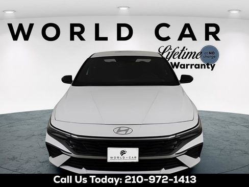 New 2025 Hyundai Elantra Blue image 2