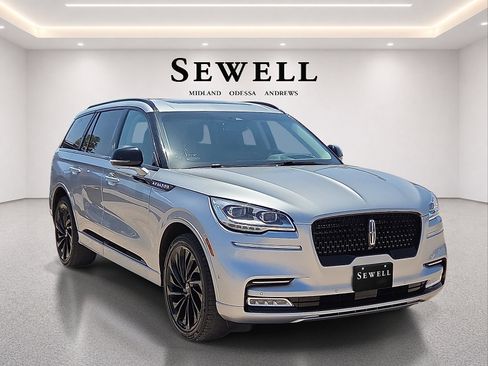 Used 2022 Lincoln Aviator Reserve w/ Equipment Group 201A AWD/4WD image 7