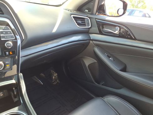 Used 2020 Nissan Maxima Platinum FWD image 26