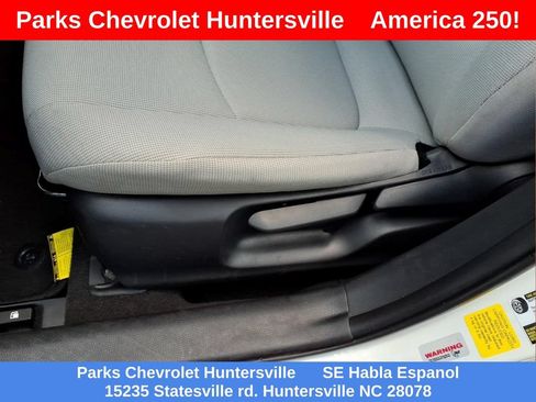 Used 2021 Toyota Corolla LE FWD image 17