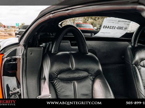 Used 2000 Plymouth Prowler RWD image 29