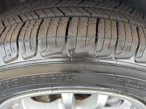 Used 2016 Toyota Prius Two image 21