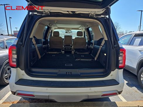 Used 2024 Ford Expedition Limited image 13