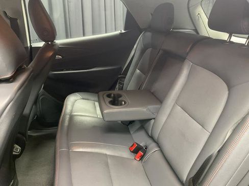 Used 2021 Chevrolet Bolt Premier w/ Infotainment Package image 9