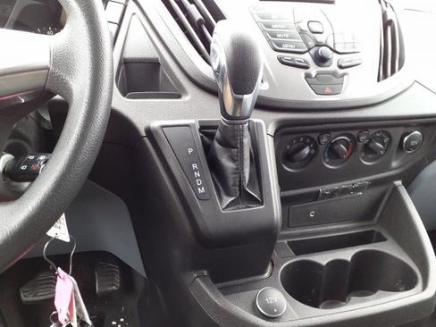 Used 2019 Ford Transit 350 XLT image 17