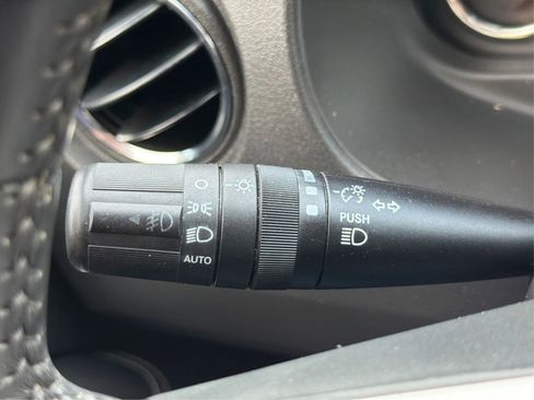 Used 2016 Jeep Compass High Altitude image 23