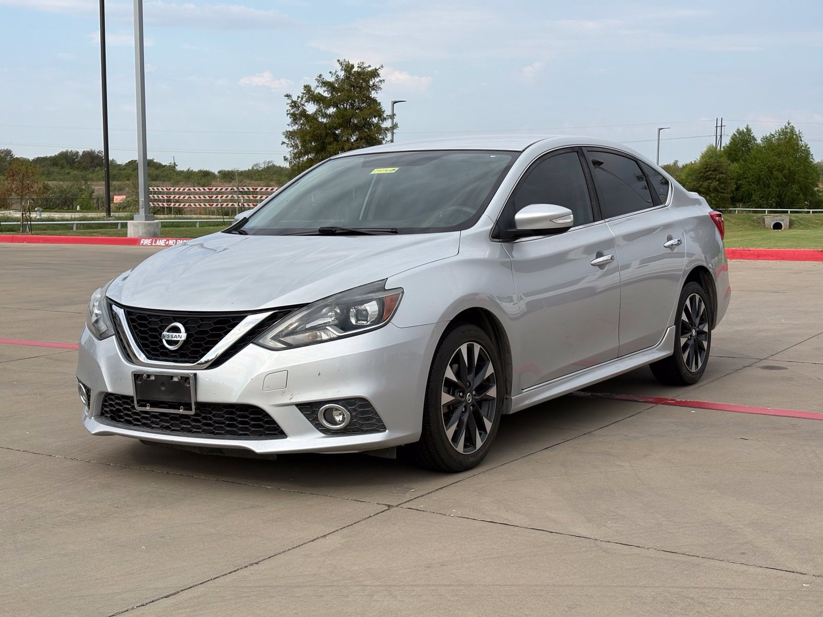 Used 2017 Nissan Sentra SR FWD image 3
